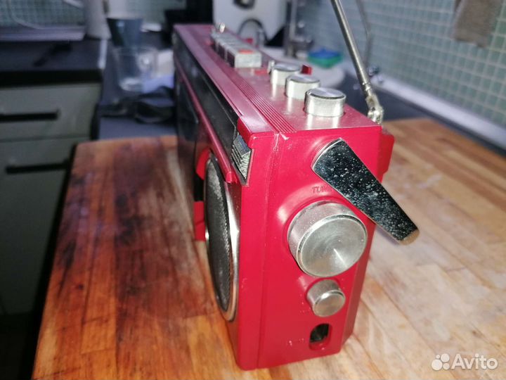 Магнитола National