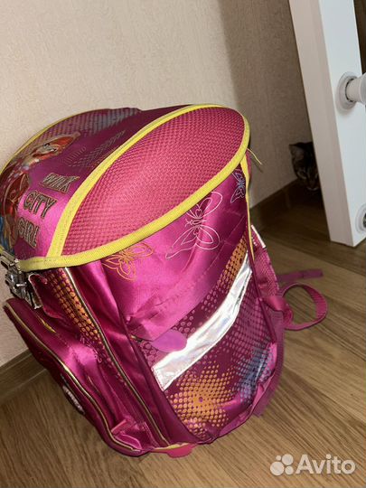 Школьный рюкзак