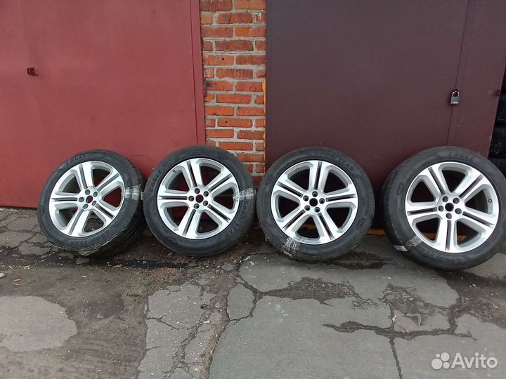 R20 Goodyear Eagle F1 AT 255/50, PCD 5x108 DIA 63.4