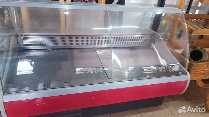 Холодильная витрина,ларь,шкаф
