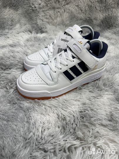 Кроссовки Adidas Forum