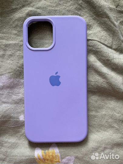 Чехол на iPhone 12