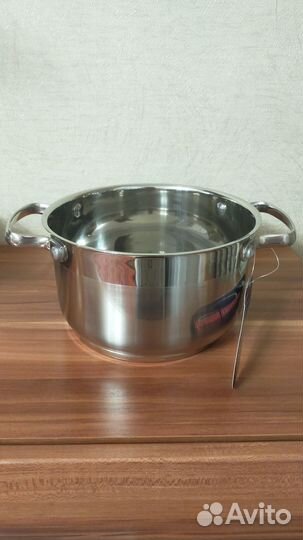 Кастрюля из нержавейки