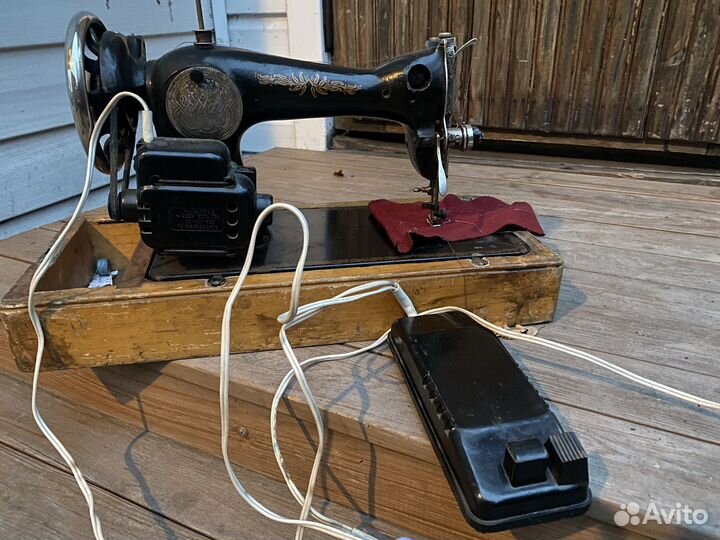 Швейная машинка с электроприводом Подольск