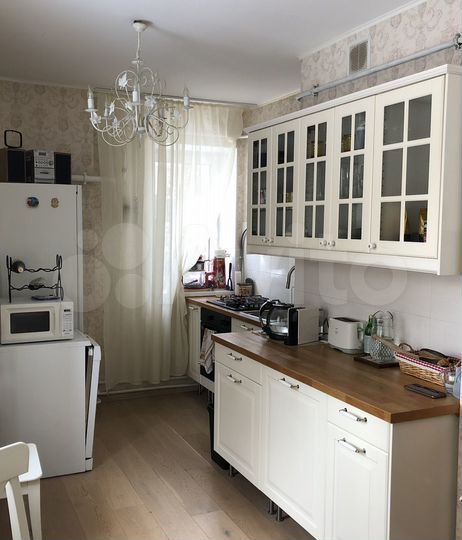 2-к. квартира, 69 м², 1/3 эт.