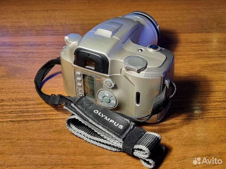 Пленочный фотоаппарат Olympus IS-5000