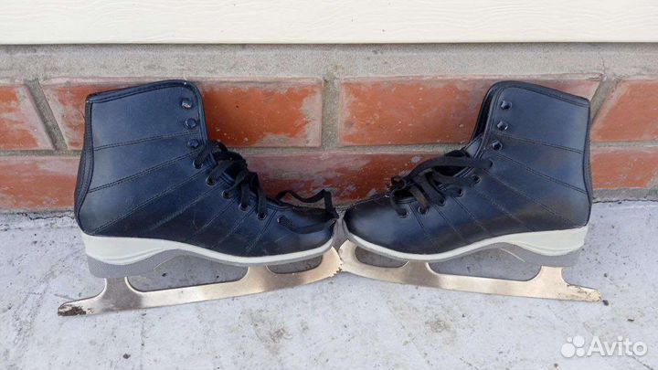 Коньки женские 36 размер