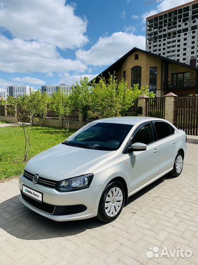 Volkswagen Polo 1.6 AT, 2012, 136 000 км