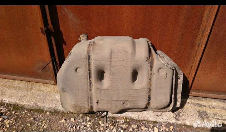 Бензобак с насосом Ниссан Примера Р11Е