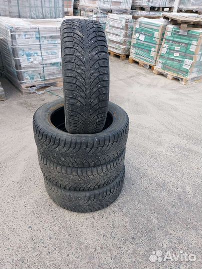 Pirelli Formula Ice 205/55 R16 91T