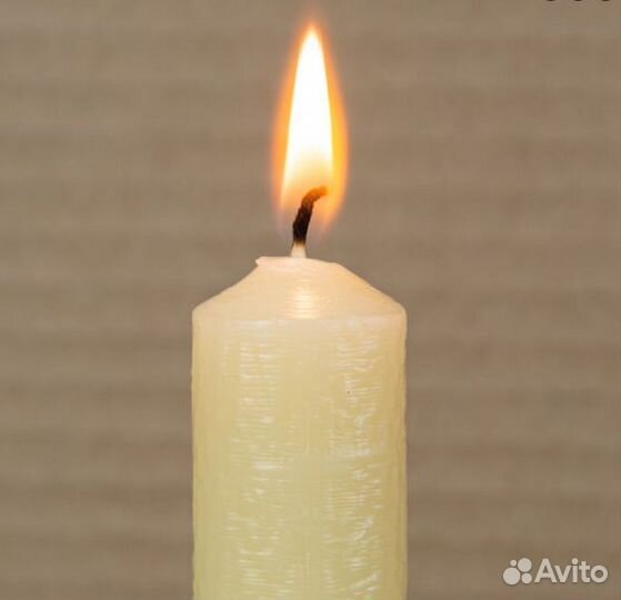 Парафиновая хозяйственная свеча