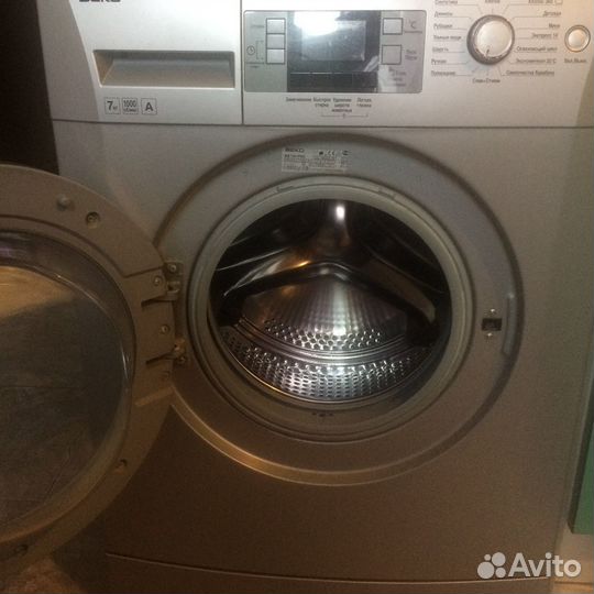 Продается стиральная машинка