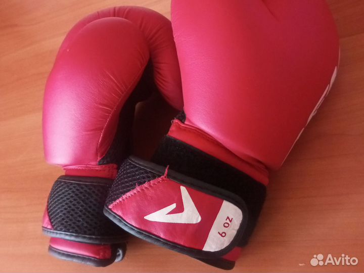 Боксерские перчатки детские 6 oz