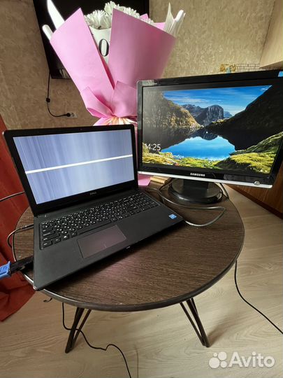 Ноутбук dell inspiron 15