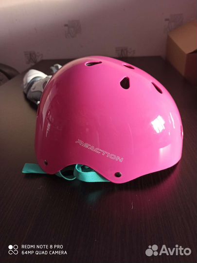 Детский шлем и защита при катании на роликах