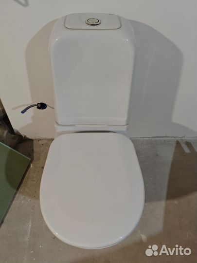 Унитазы и бачки бу