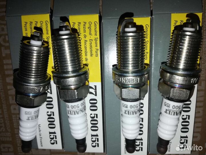 Свечи зажигания комплект 7700500155