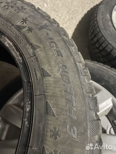 Michelin X-Ice North 3 215/60 R17 98T