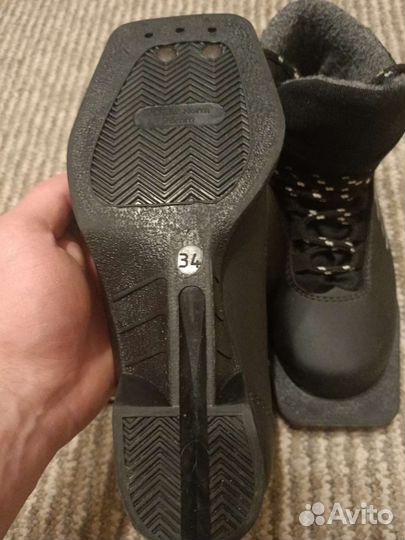 Лыжные ботинки классические