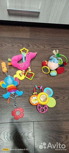 Развивающие игрушки