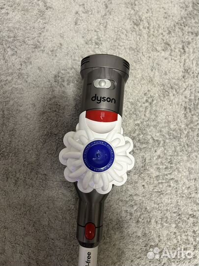 Пылесос dyson v7 cord free