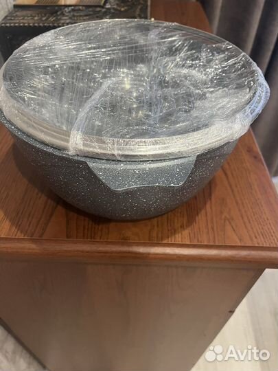 Кастрюля чугунная