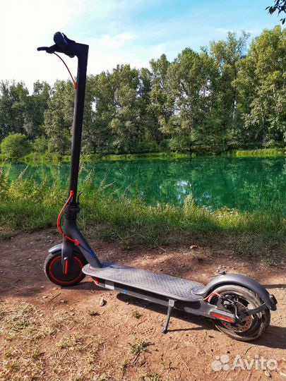 Электросамокат Xiaomi M365 Pro