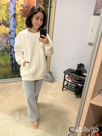 Свитшот женский оверсайз