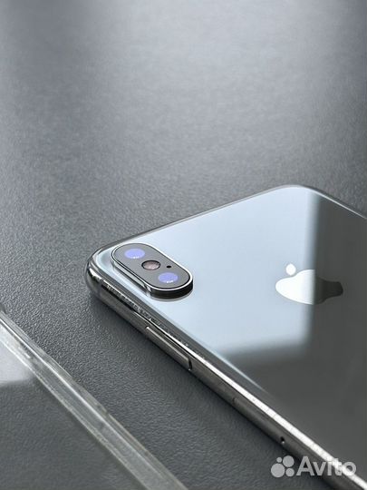 iPhone X 64гб (экран без царапин, акб-91, sim)