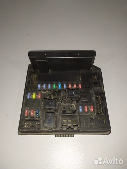 Блок монтажный Nissan Qashqai 2008 2.0 MT