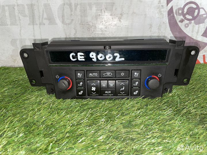 Блок управления климат-контролем Cadillac Escalade