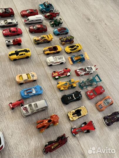 Hot wheels машинки