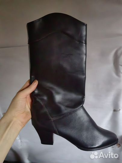 Казаки женские черные 37