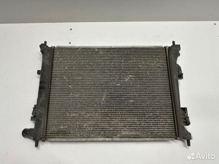 Радиатор охлаждения передний Kia Rio 3 2014-2017