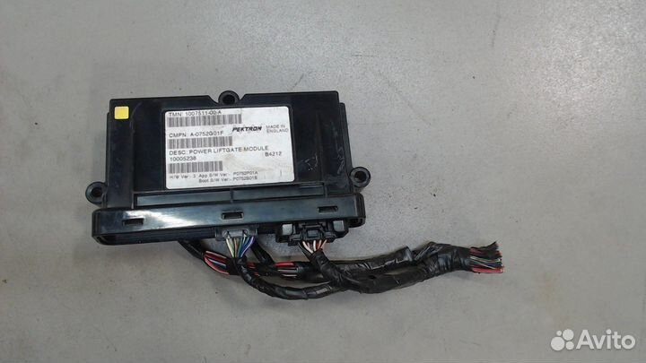 Блок управления доводчика Tesla Model S, 2013