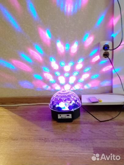 Светодиодный светильник диско-шар