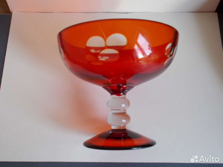 Ваза конфетница цветное стекло