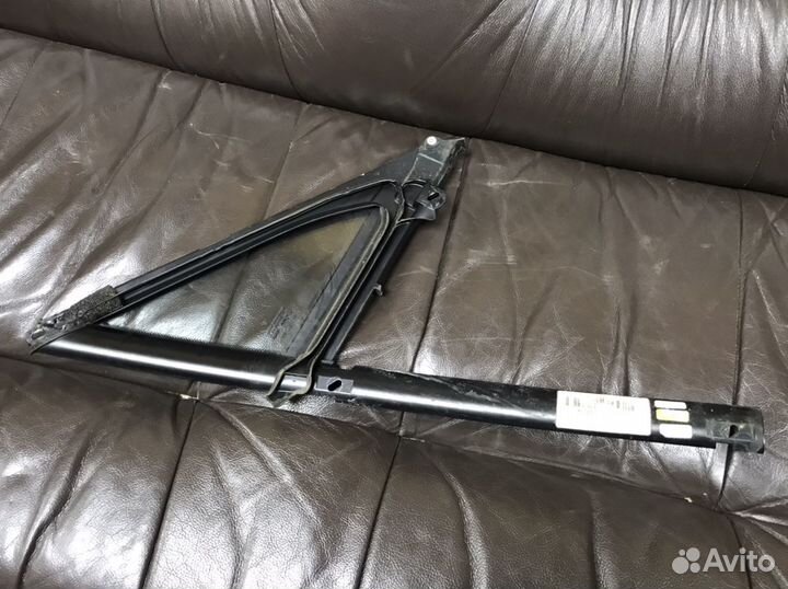 Треугольник передний левый Порше Панамера 970