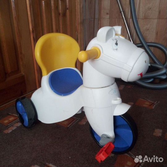 Детский велосипед-каталка