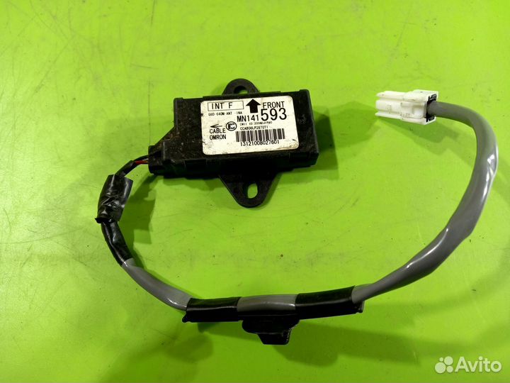 Антенна для Mitsubishi Outlander XL 2007-2015