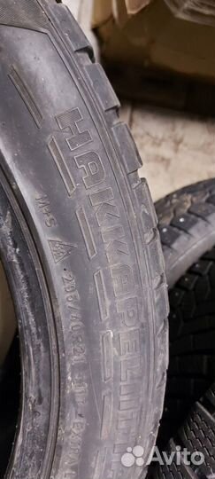 Nokian Tyres Hakkapeliitta SUV 295/40 R21 111T