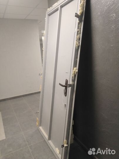 Дверь входная металлическая