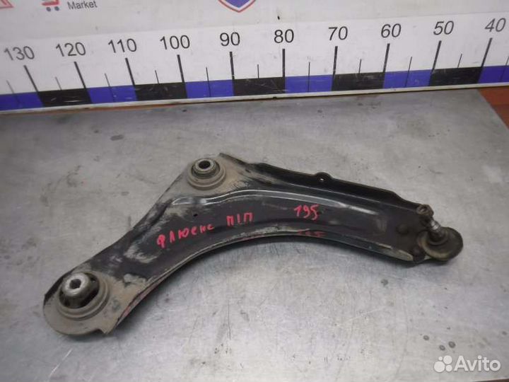 Рычаг подвески передний правый Renault Fluence K4M