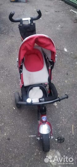 Трехколесный велосипед