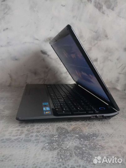 Samsung i5/Nvidia Gt520/8Gb/ssd256Gb