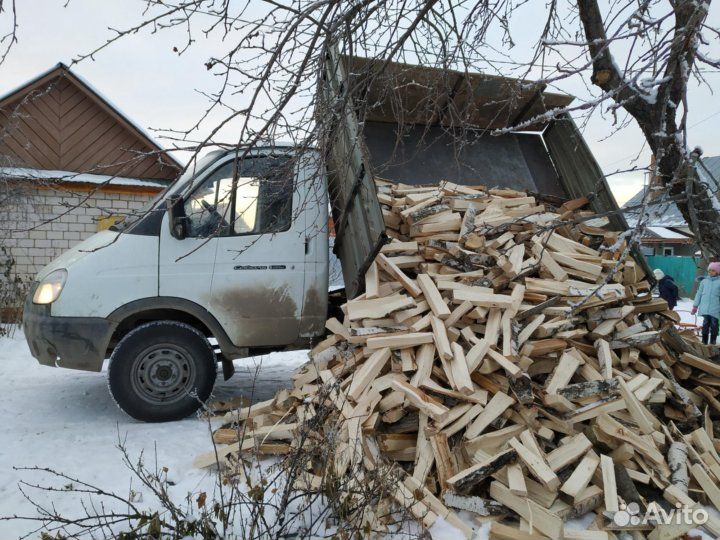 Газель дров фото. Газель с дровами осина. Газель с дровами. Дубовые дрова в газели. Дрова Копейск