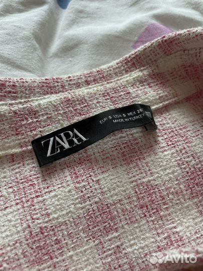 Костюм Zara твидовый пиджак и юбка шорты