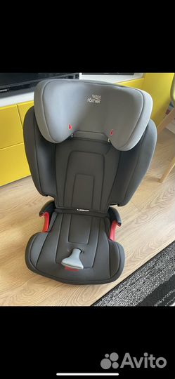 Britax Romer kidfix 2 r (15-36)