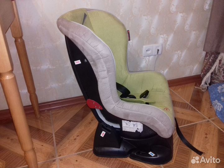 Детское автомобильное кресло