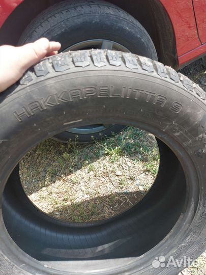 Nokian Tyres Hakkapeliitta 9 235/55 R17